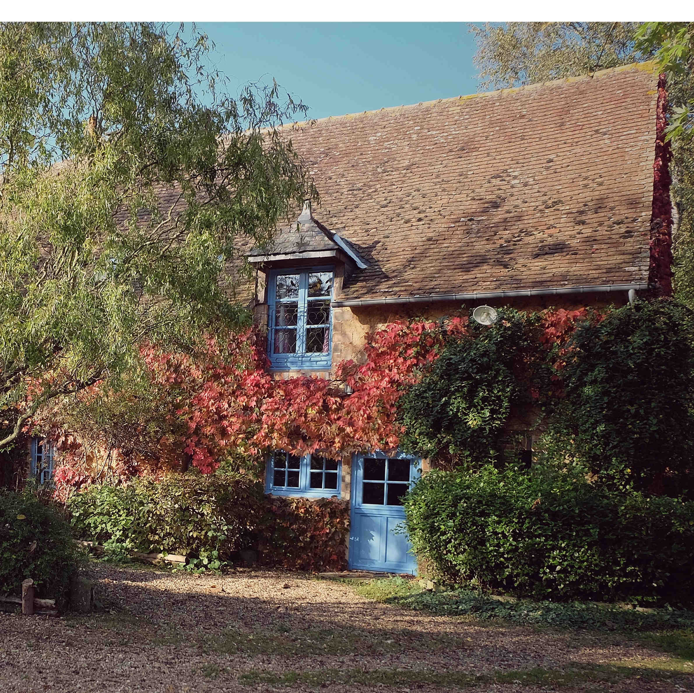 gite in autumn